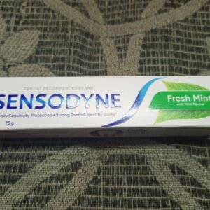 Sensodyne Fresh Mint tooth paste 75g/ சென்சோடைன் புதிய புதினா டூத் பேஸ்ட் 75 கிராம்